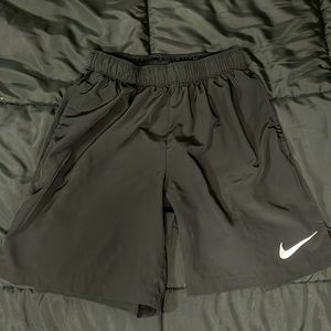 Nike black men’s shorts